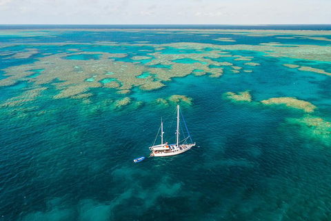 3 Day Whitsundays Sailing And Diving Adventure: Kiana - eAccommodation 2