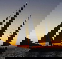 Magnetic Island Sunset Sail - eAccommodation