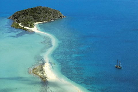 Tallship Sailing And Snorkeling Adventure From The Whitsundays - eAccommodation 1