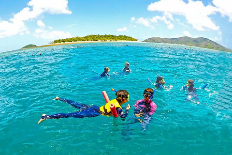 Whitsunday Island Boat Adventure - eAccommodation 3