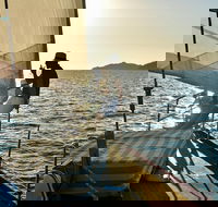 Magnetic Island Twilight Sailing Cruise - eAccommodation