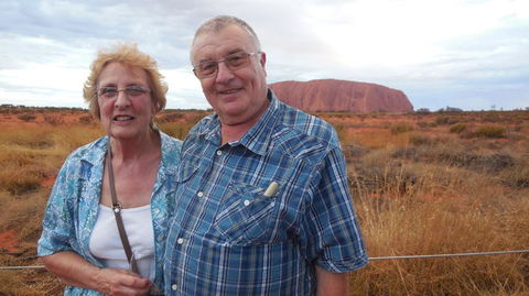 Uluru (Ayers Rock) Sunset With Outback Barbecue Dinner And Star Tour - eAccommodation 8