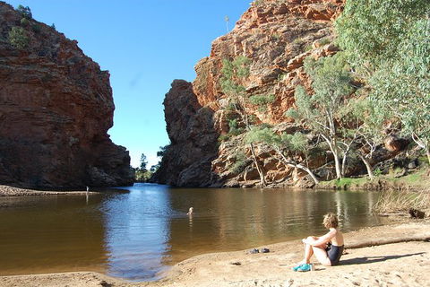 West MacDonnell Ranges Pool To Pool - eAccommodation 1