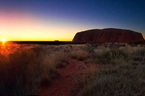 Uluru (Ayers Rock) Sunset Tour - eAccommodation 3