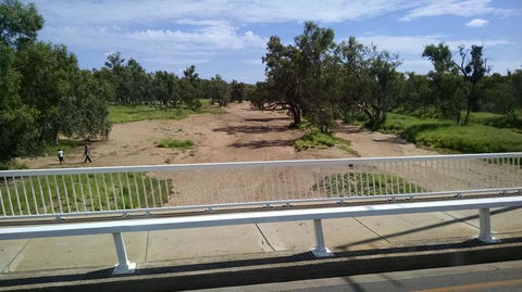 3-Day Tour From Uluru (Ayers Rock) To Alice Springs Via Kings Canyon - eAccommodation 3