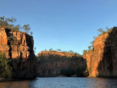 Nitmiluk (Katherine) Gorge 3.5-Hour Sunset Dinner Boat Tour - eAccommodation 2