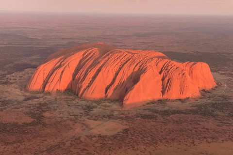 Scenic Flight: Uluru & Kata Tjuta - eAccommodation 7