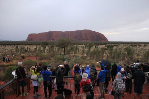 2-Day Uluru Sunset And Kata Tjuta Tour From Ayers Rock - eAccommodation 2