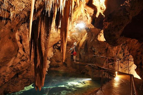 Jenolan Caves And Blue Mountains Tour From Sydney - eAccommodation 0