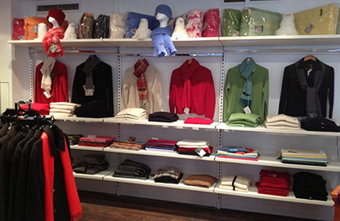 Australian Alpaca Barn - The Rocks - eAccommodation 1