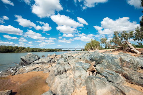 Burdekin - eAccommodation 2