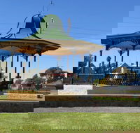 Davies Square Wallaroo - eAccommodation