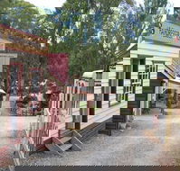 Leongatha - eAccommodation