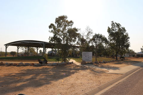 Longreach Skate Park - eAccommodation 0