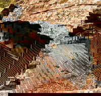 Red Hands Cave Walking Track - Blue Mountains National Park - eAccommodation