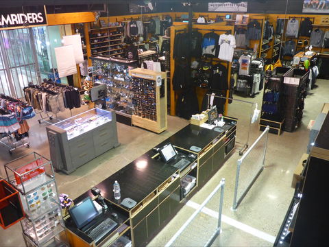 Stormriders Port Central Shopping Centre - eAccommodation 1