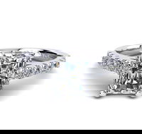 Linda and Co Jewellers - eAccommodation