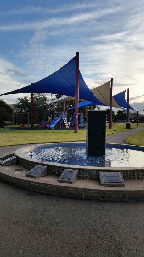 West Wyalong - eAccommodation 0