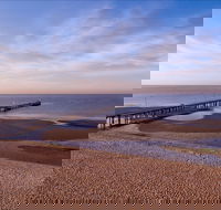 Altona Beach - eAccommodation