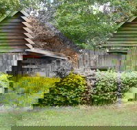 Mount Perry - eAccommodation