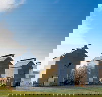 Myrtleford to Porepunkah 24km - eAccommodation