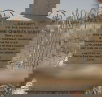 Darke's Grave - eAccommodation