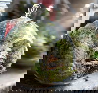 Moxom and Whitney - eAccommodation