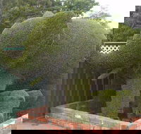 Railton Town of Topiary - eAccommodation