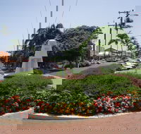 Yeppoon War Memorial - eAccommodation