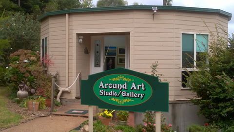 Around Art Studio/Gallery - eAccommodation 0