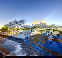 Centenary Lakes Park - eAccommodation