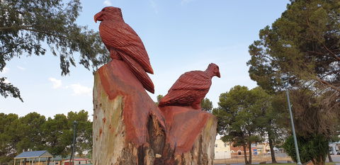 Chainsaw Tree Sculpture - eAccommodation 2