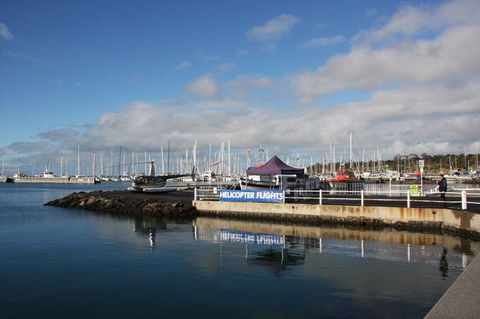 Geelong Helicopters - eAccommodation 2