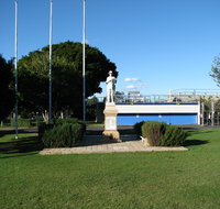 Oxley War Memorial - eAccommodation