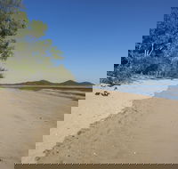 Smalleys Beach - eAccommodation