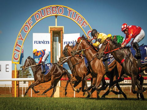 Dubbo Turf Club - Open With Races But No Spectators - eAccommodation 0