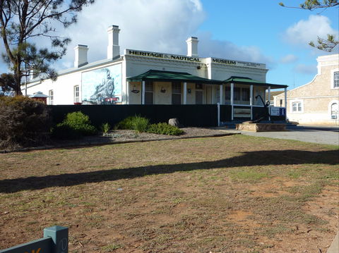 Historic Wallaroo Town Drive - eAccommodation 1
