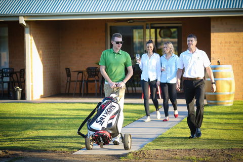 Howlong Golf Resort - eAccommodation 1