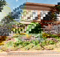 Two-Foot Heritage Walk - eAccommodation