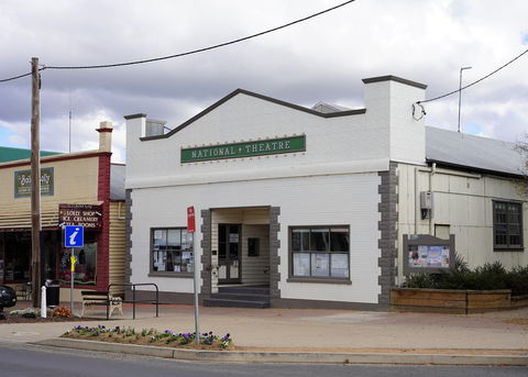 Braidwood Visitors Information Centre At The Theatre - eAccommodation 0