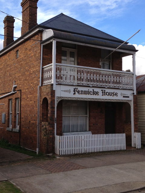 Historic Buildings Walking Tour - eAccommodation 1