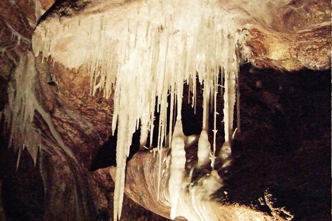Jenolan Caves: Imperial-Diamond Cave Tour - eAccommodation 1