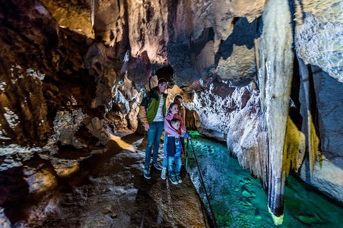 Jenolan Caves: Imperial-Diamond Cave Tour - eAccommodation 0