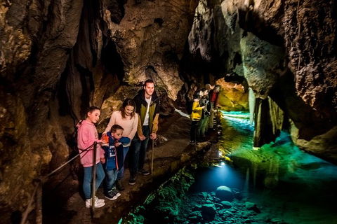 Jenolan Caves: Imperial Cave Tour - eAccommodation 0