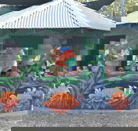 Howlong's Enchanted Hut - eAccommodation