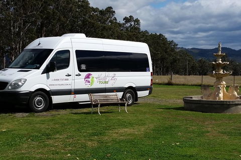 Hunter Valley Exclusive Kangaroo And Wine Tasting Experience - eAccommodation 5