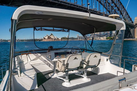 Private Vivid Sydney Harbour Cruise For Up To 20 Guests - eAccommodation 5