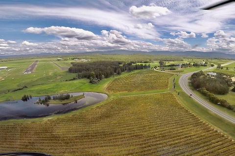 Private Helicopter Flight To Hunter Valley With A La Carte Lunch - For 2 - eAccommodation 5