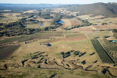 Private Helicopter Flight To Hunter Valley With A La Carte Lunch - For 2 - eAccommodation 2