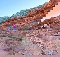 The Amazing Kings Canyon 4-Hours Walking Tour and Hike - eAccommodation